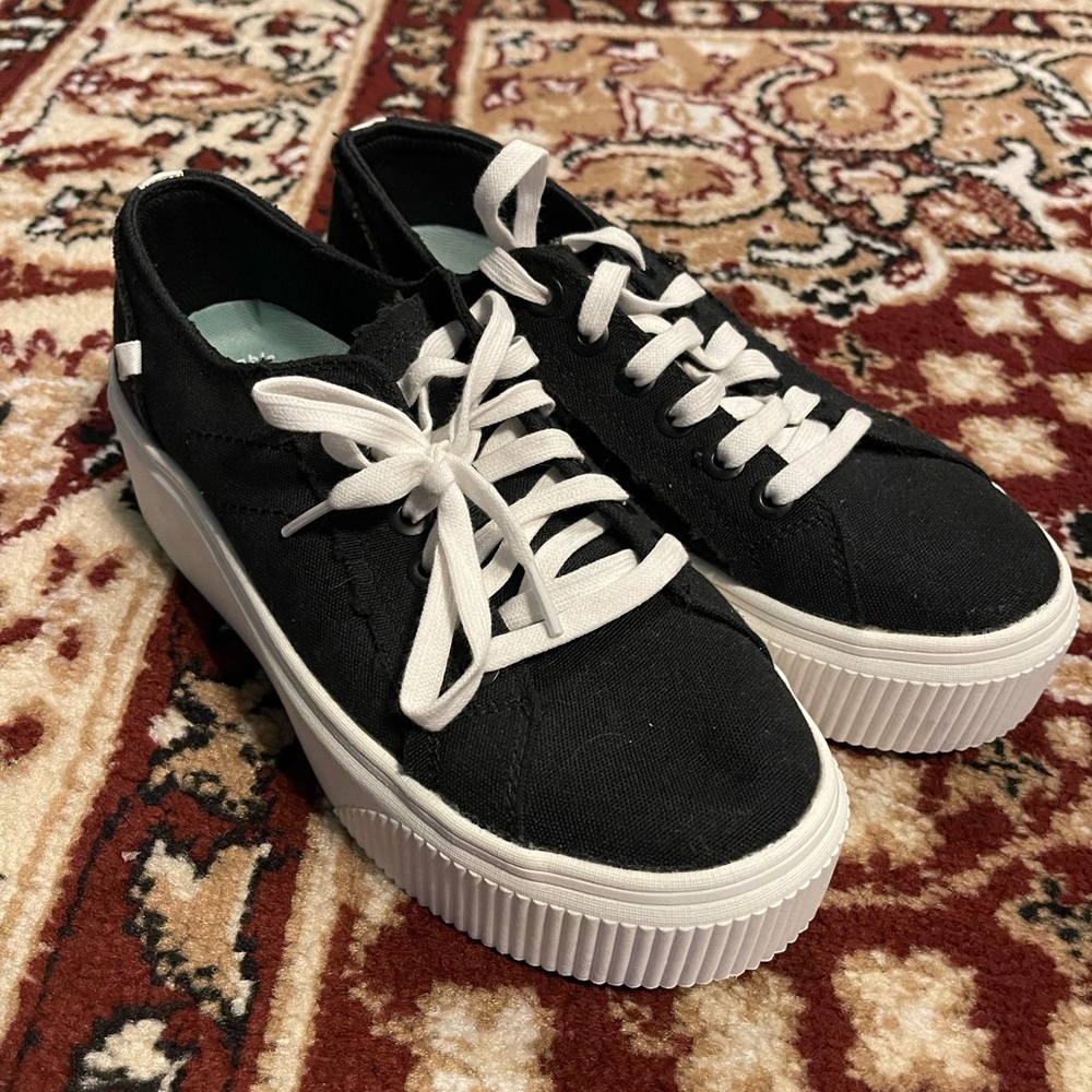 Dr.Scholls Black Platform Sneakers